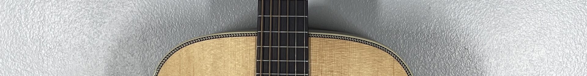 Alvarez AD-60 Herringbone, brand new, warranty, pro setup. Solid top.