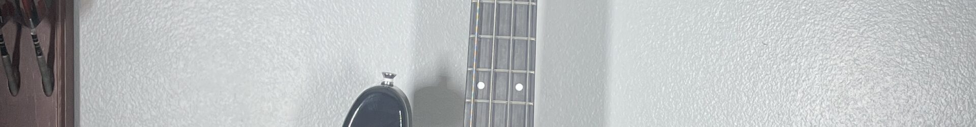 Amati Jazz Bass, Brand New, Great Starter, Pro Setup. W/bag.