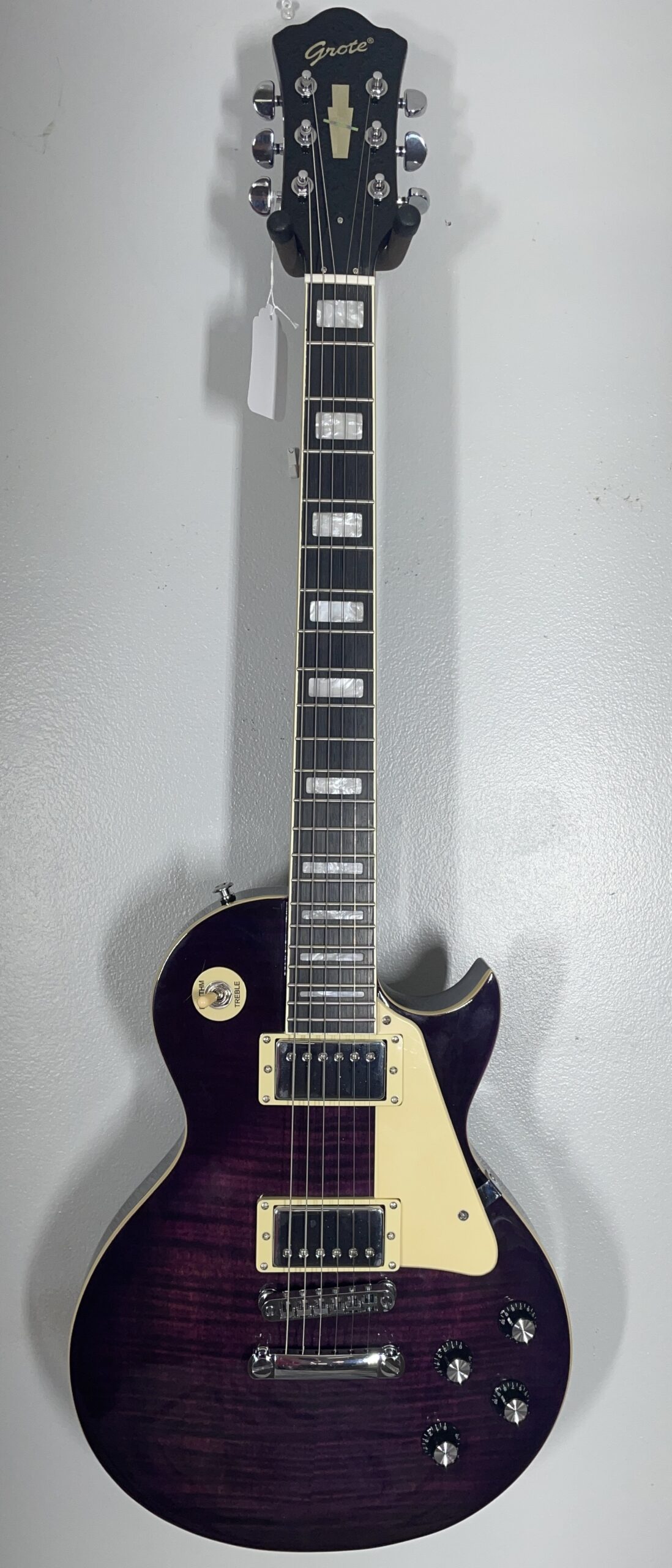 Grote Les Paul, Pro Setup, plays great!!