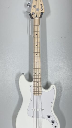 Squier Bronco bass, short scale, pro setup.