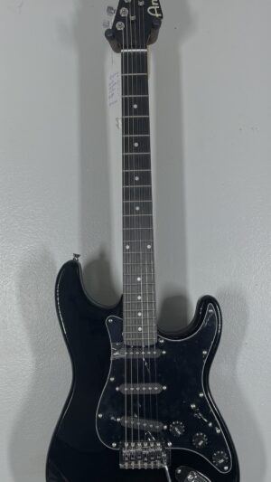 Brand New Amati Strat, great starter, w/bag.
