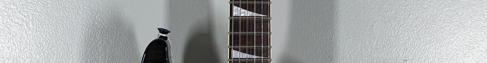 Jackson Japan Dinky, DK2T, w/ohsc, pro setup.