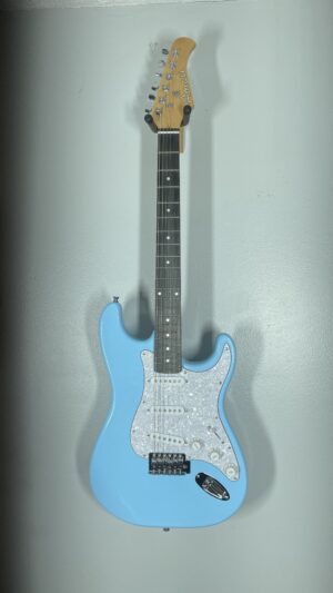 Amati Strat, brand new, pro setup, ready to go, w/bag. Great starter.