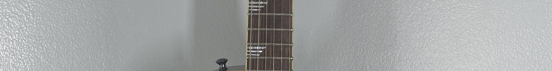 Epiphone Nuclear Les Paul Extreme. Almost new.