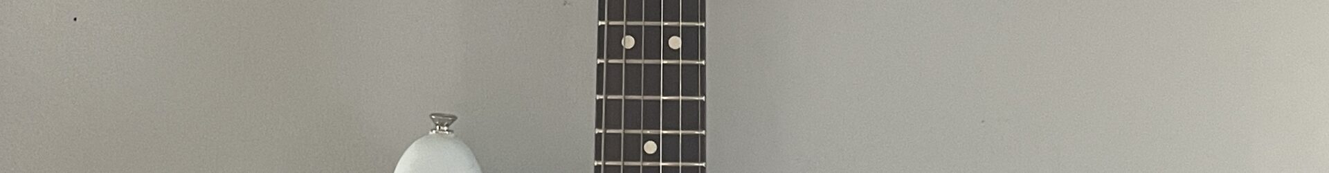 Fender USA Mustang, unplayed.