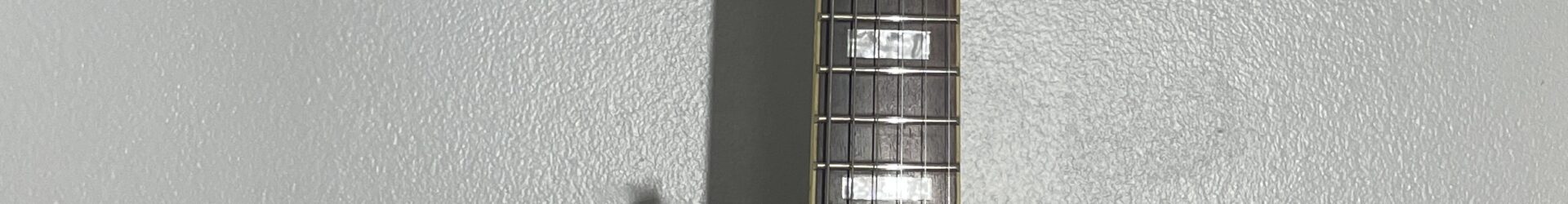 Epiphone Les Paul Pro, tv silver, w/bag.
