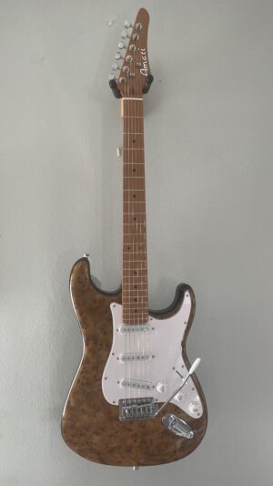 Amati Strat, 200PC10, cool finish, pro setup and gig bag, warranty.